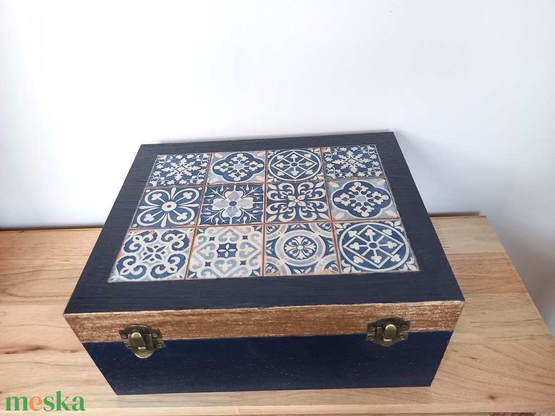 XXL nagy fa doboz óceánkék-bronz - otthon & életmód - dekoráció - asztal és polc dekoráció - díszdoboz - Meska.hu XXL nagy fa doboz óceánkék-bronz - otthon & életmód - dekoráció - asztal és polc dekoráció - díszdoboz - Meska.hu