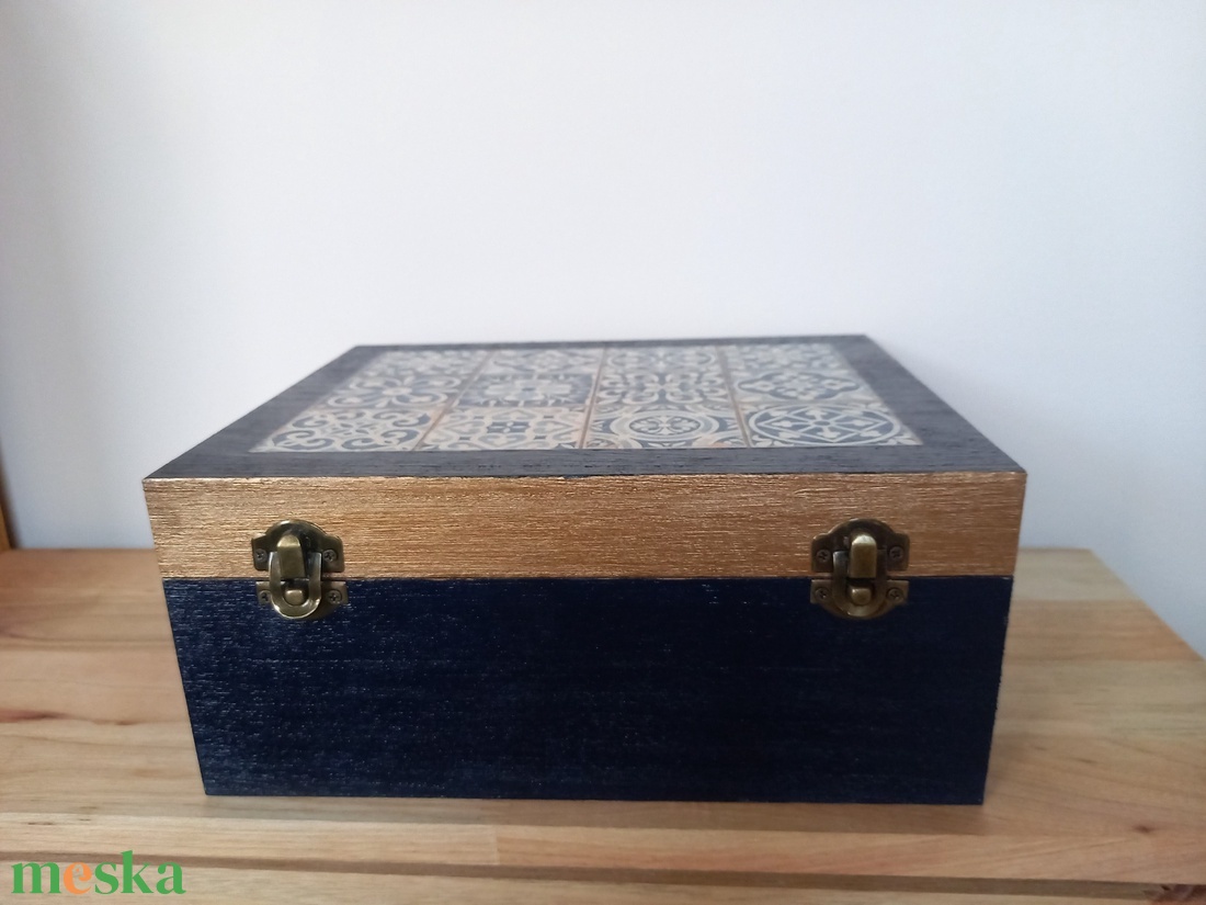XXL nagy fa doboz óceánkék-bronz - otthon & életmód - dekoráció - asztal és polc dekoráció - díszdoboz - Meska.hu XXL nagy fa doboz óceánkék-bronz - otthon & életmód - dekoráció - asztal és polc dekoráció - díszdoboz - Meska.hu