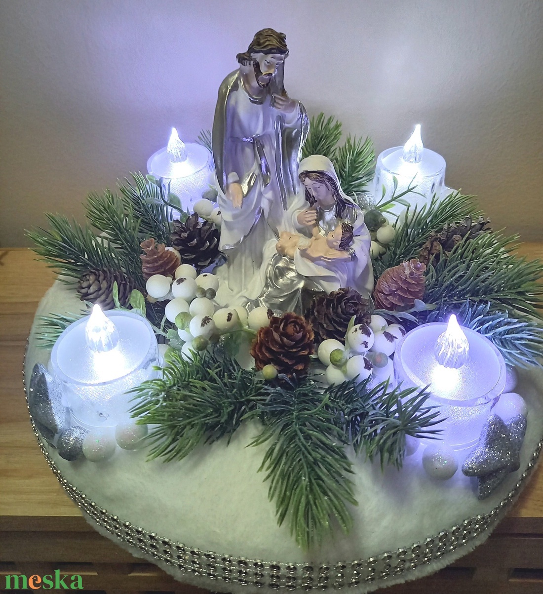 Betlehemes adventi koszorú és ajtódísz ledes gyertyákkal - karácsony - adventi díszek - adventi koszorú - Meska.hu