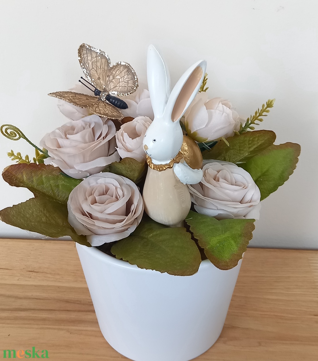Tavaszi húsvéti nyuszis asztaldísz - ünnepi díszek, dekorációk - húsvéti díszek és dekorációk - húsvéti virágos díszek - Meska.hu
