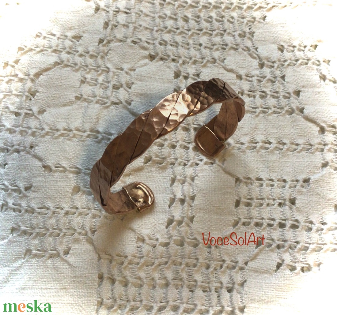 Kézenfogva vörösréz  karkötő - ékszer - karkötő - karperec - Meska.hu