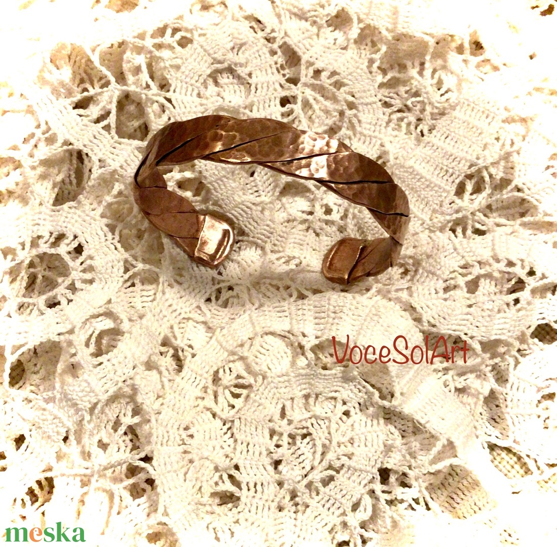 Kézenfogva vörösréz  karkötő - ékszer - karkötő - karperec - Meska.hu