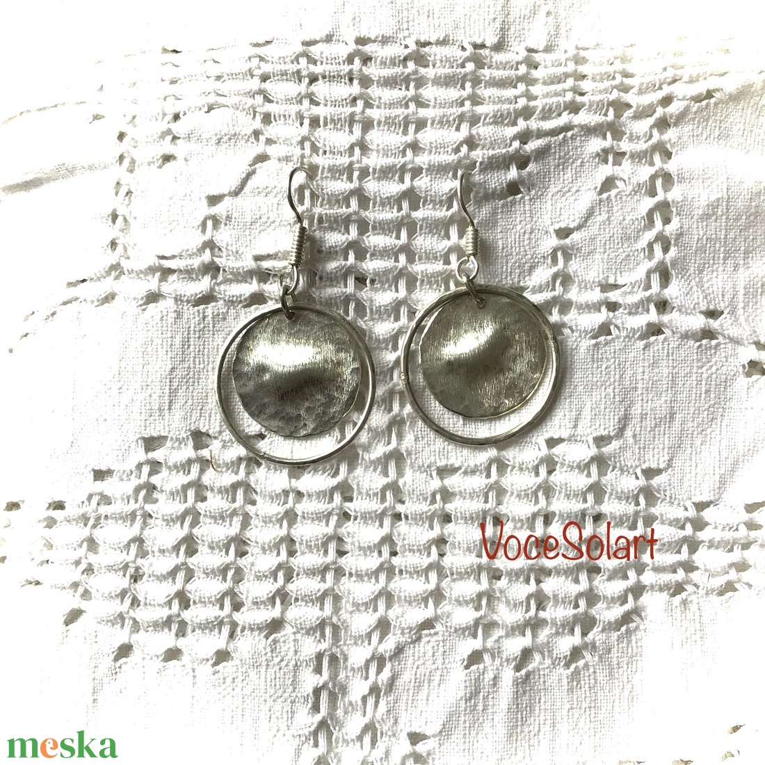 Kör közepén Fülbevaló - ékszer - fülbevaló - lógós kerek fülbevaló - Meska.hu