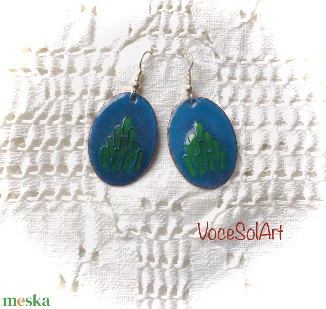 Égigérő - Ovális türkiz tűzzománc Fülbevaló - ékszer - fülbevaló - lógós kerek fülbevaló - Meska.hu