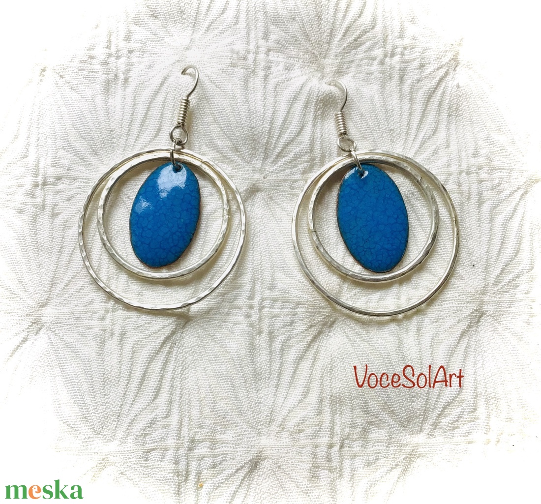 Tiszta energiák -  - Ezüst kör türkizkék ovális tűzzománc Fülbevaló - ékszer - fülbevaló - lógós kerek fülbevaló - Meska.hu
