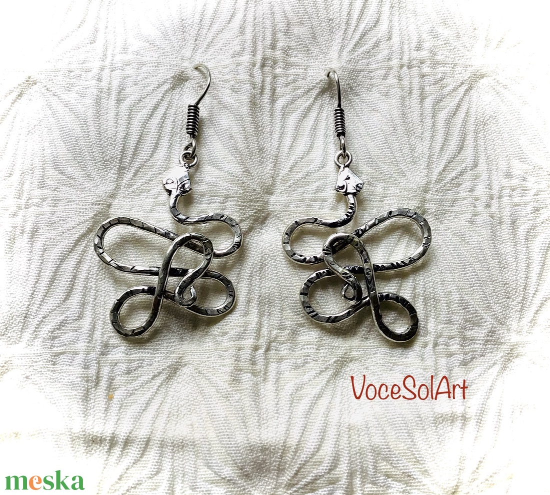 Kígyócska- Kígyó Fülbevaló és Nyaklánc - ékszer - ékszerszett - Meska.hu