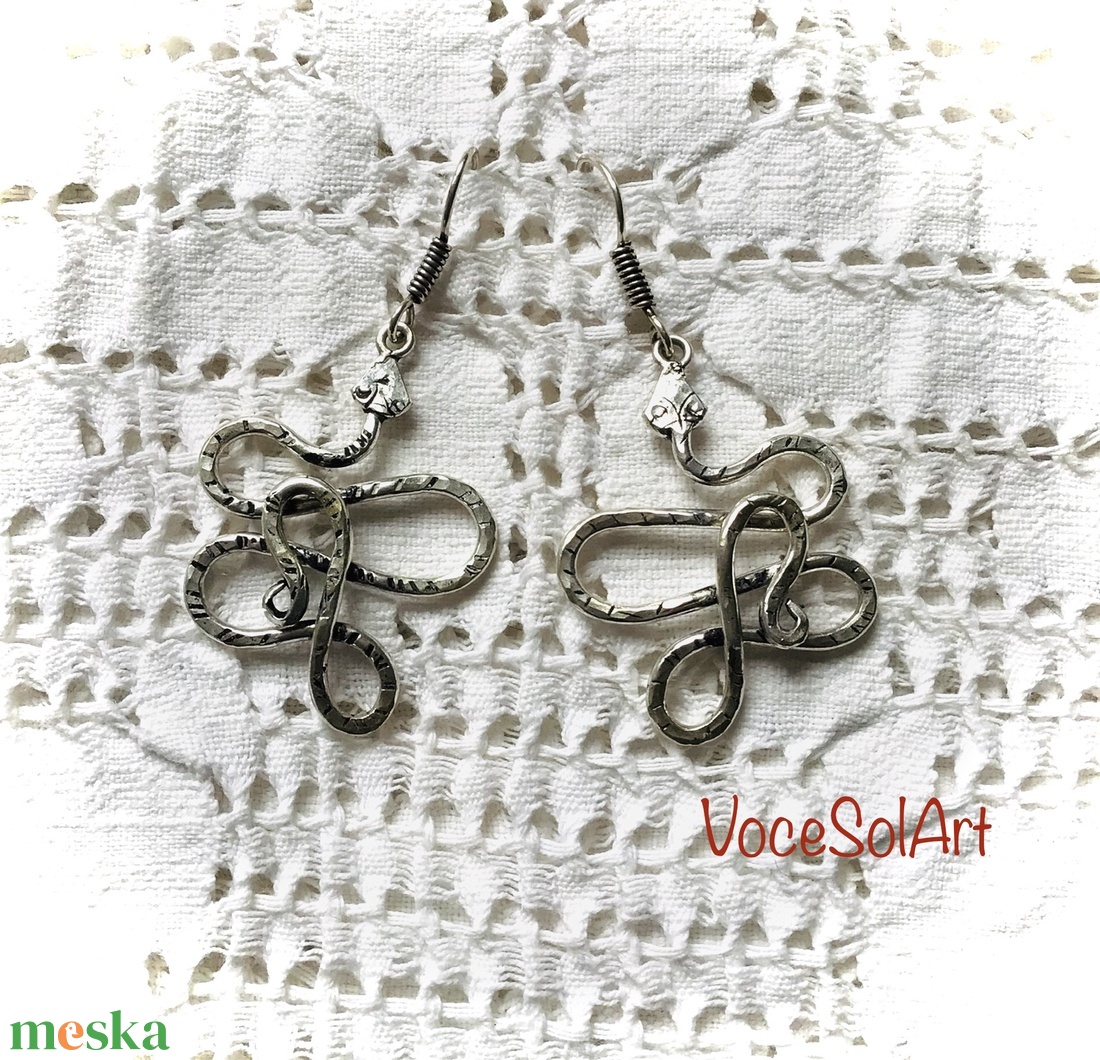 Kígyócska- Kígyó Fülbevaló és Nyaklánc - ékszer - ékszerszett - Meska.hu