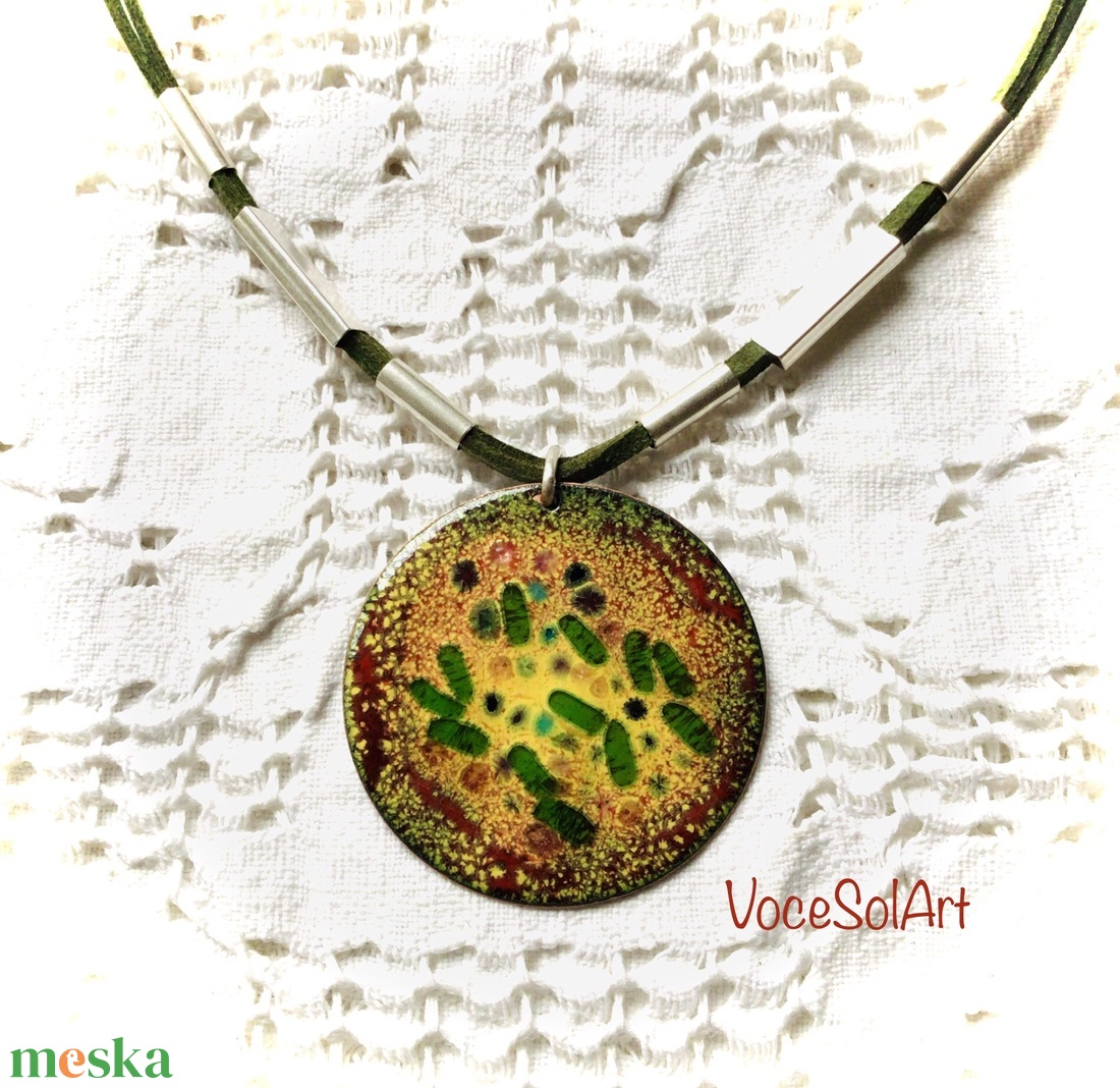 Virágoskert-Tűzzománc medálos nyaklánc - ékszer - nyaklánc - medálos nyaklánc - Meska.hu