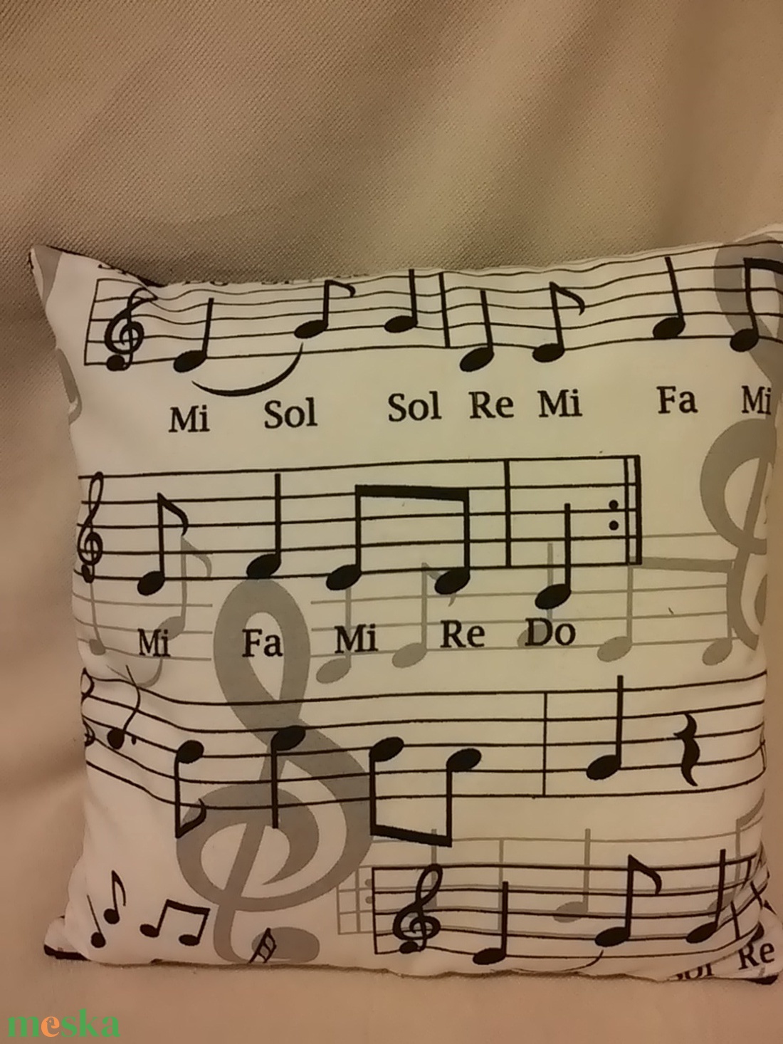 Muzikalipárna - otthon & életmód - lakástextil - párna & párnahuzat - Meska.hu