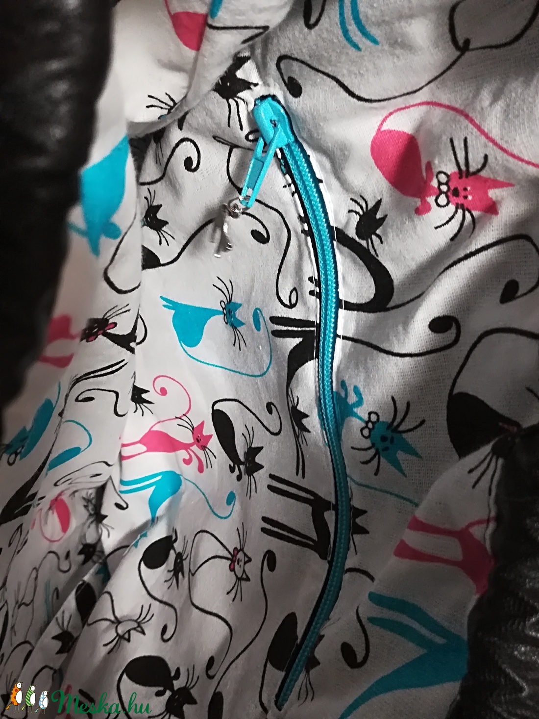 Hófehér szőrös cicák......hátizsák -  - Meska.hu