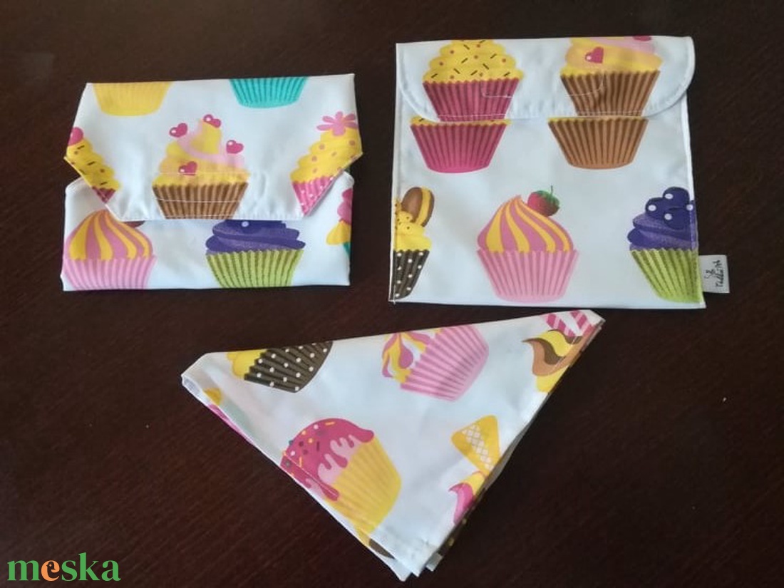 NoWaste, ujraszalvéta muffin - táska & tok - uzsonna- & ebéd tartó - szendvics csomagoló - Meska.hu NoWaste, ujraszalvéta muffin - táska & tok - uzsonna- & ebéd tartó - szendvics csomagoló - Meska.hu