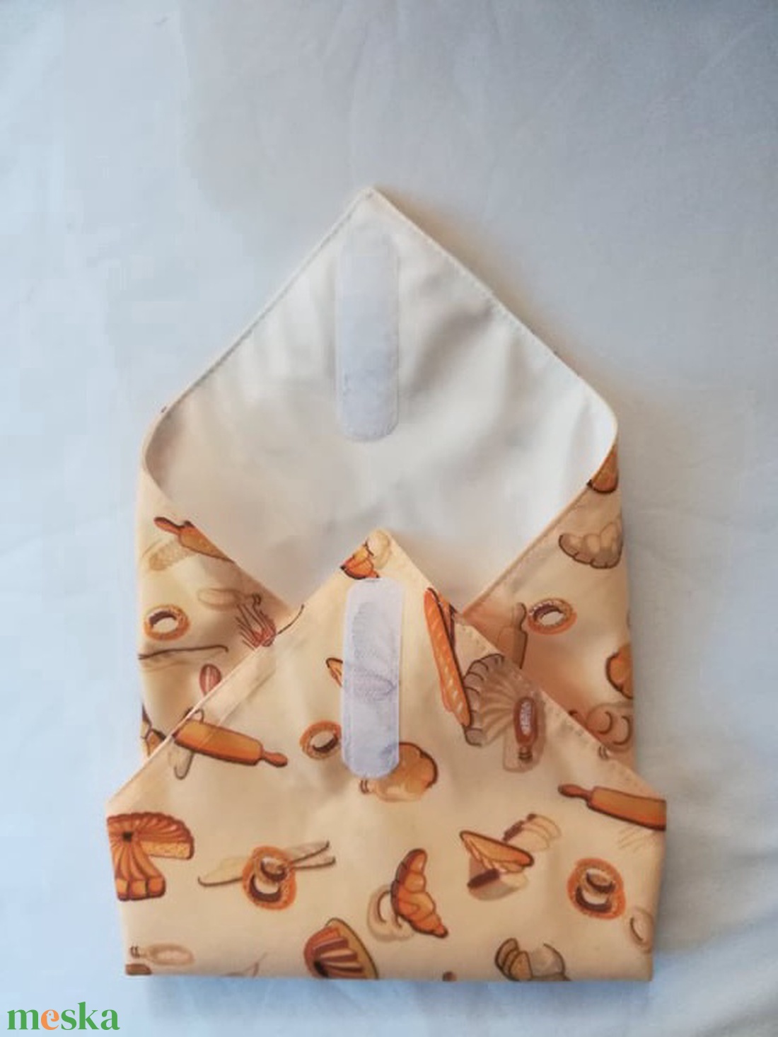 Ujraszalvéta, péksütis mintával - otthon & életmód - konyhafelszerelés, tálalás - konyhai textil - szalvéta - Meska.hu Ujraszalvéta, péksütis mintával - otthon & életmód - konyhafelszerelés, tálalás - konyhai textil - szalvéta - Meska.hu