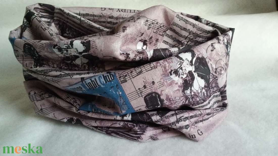 Zöldben is átölel a zene, sál,  körsál - ruha & divat - sál, sapka, kendő - sál - Meska.hu