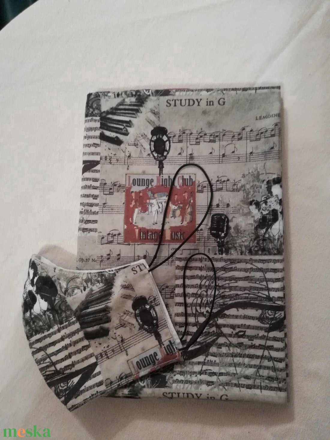 Zöldben is átölel a zene, sál,  körsál - ruha & divat - sál, sapka, kendő - sál - Meska.hu