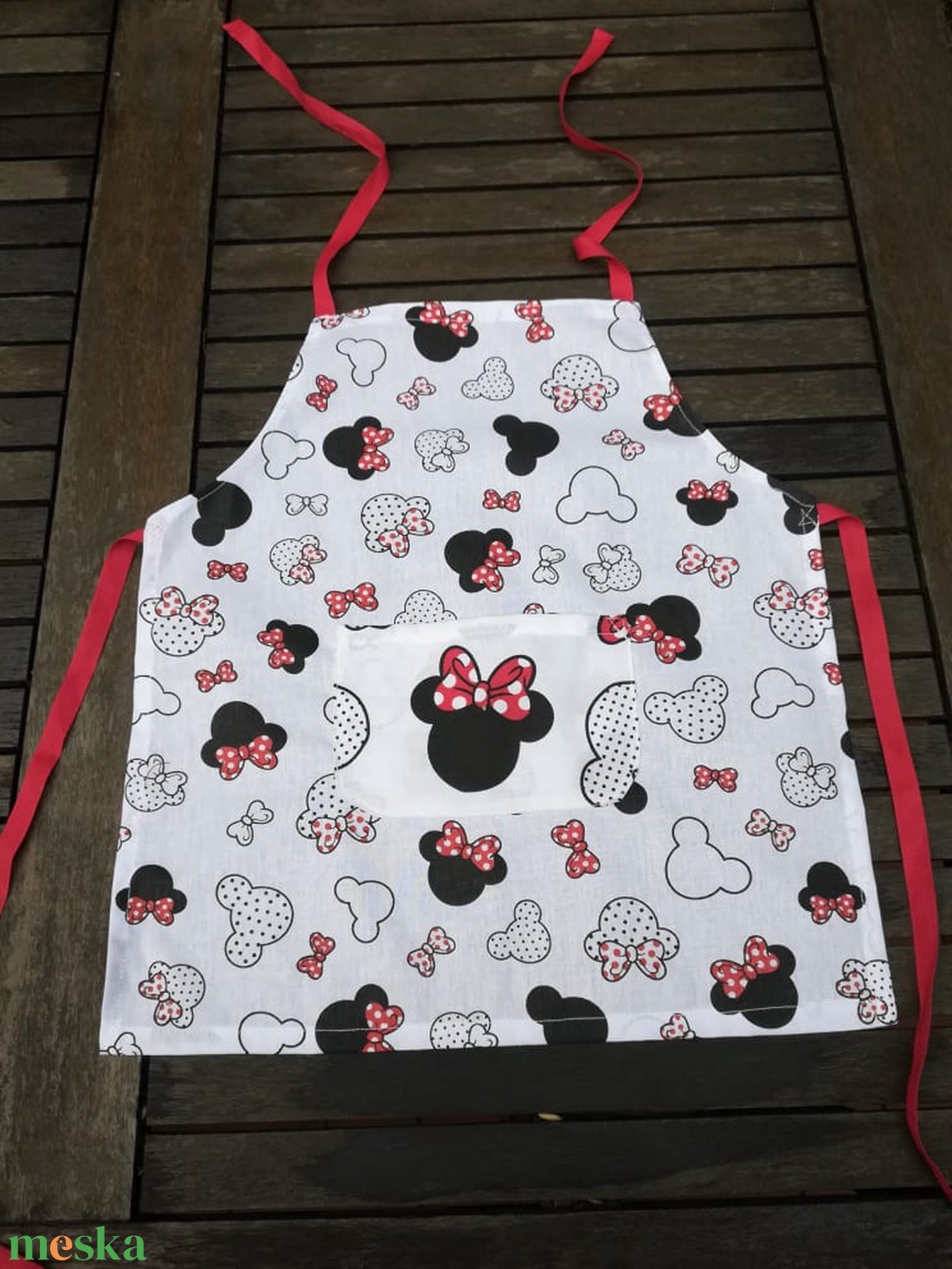 Minnie egeres kislány kötény 3-6 évesre - otthon & életmód - konyhafelszerelés, tálalás - konyhai textil - kötény - Meska.hu Minnie egeres kislány kötény 3-6 évesre - otthon & életmód - konyhafelszerelés, tálalás - konyhai textil - kötény - Meska.hu
