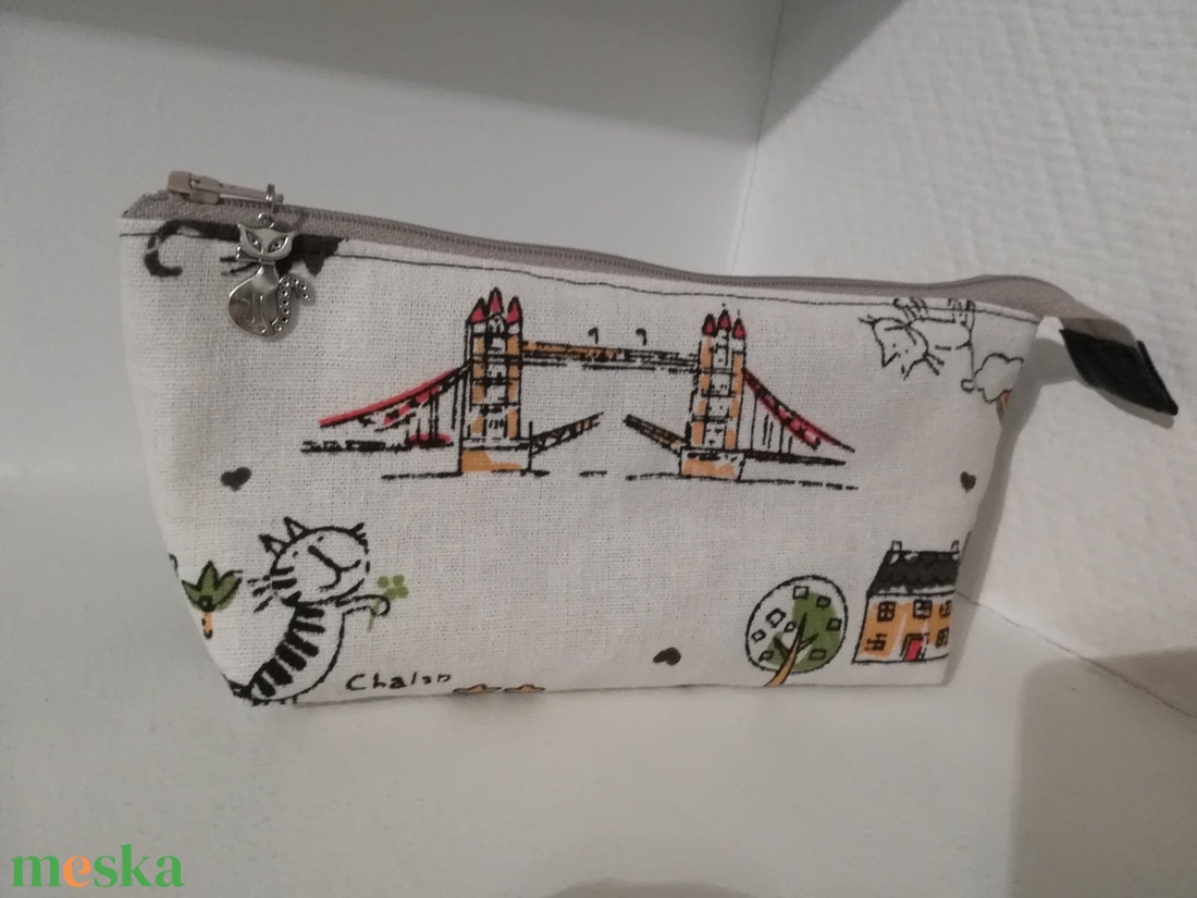 London nevezetességei cicákkal..... tolltartó, neszeszer -  - Meska.hu