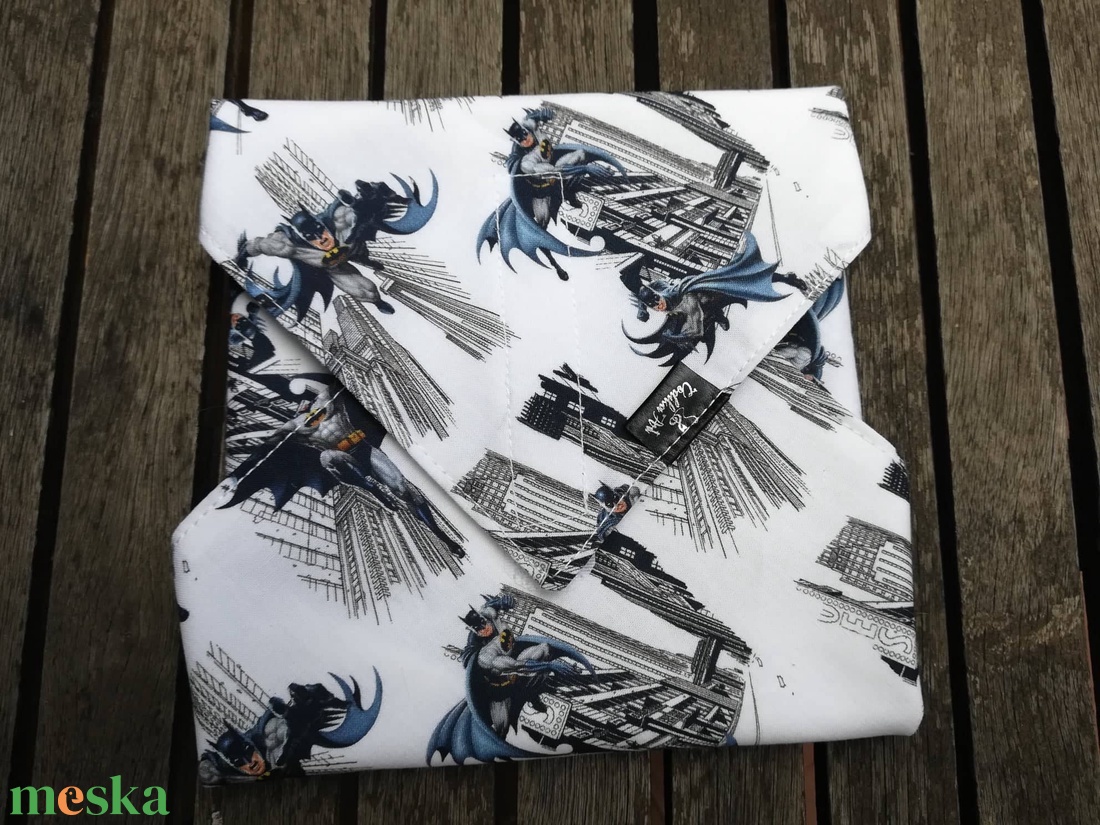 NoWaste, ujraszalvéta Batman - táska & tok - uzsonna- & ebéd tartó - szendvics csomagoló - Meska.hu NoWaste, ujraszalvéta Batman - táska & tok - uzsonna- & ebéd tartó - szendvics csomagoló - Meska.hu