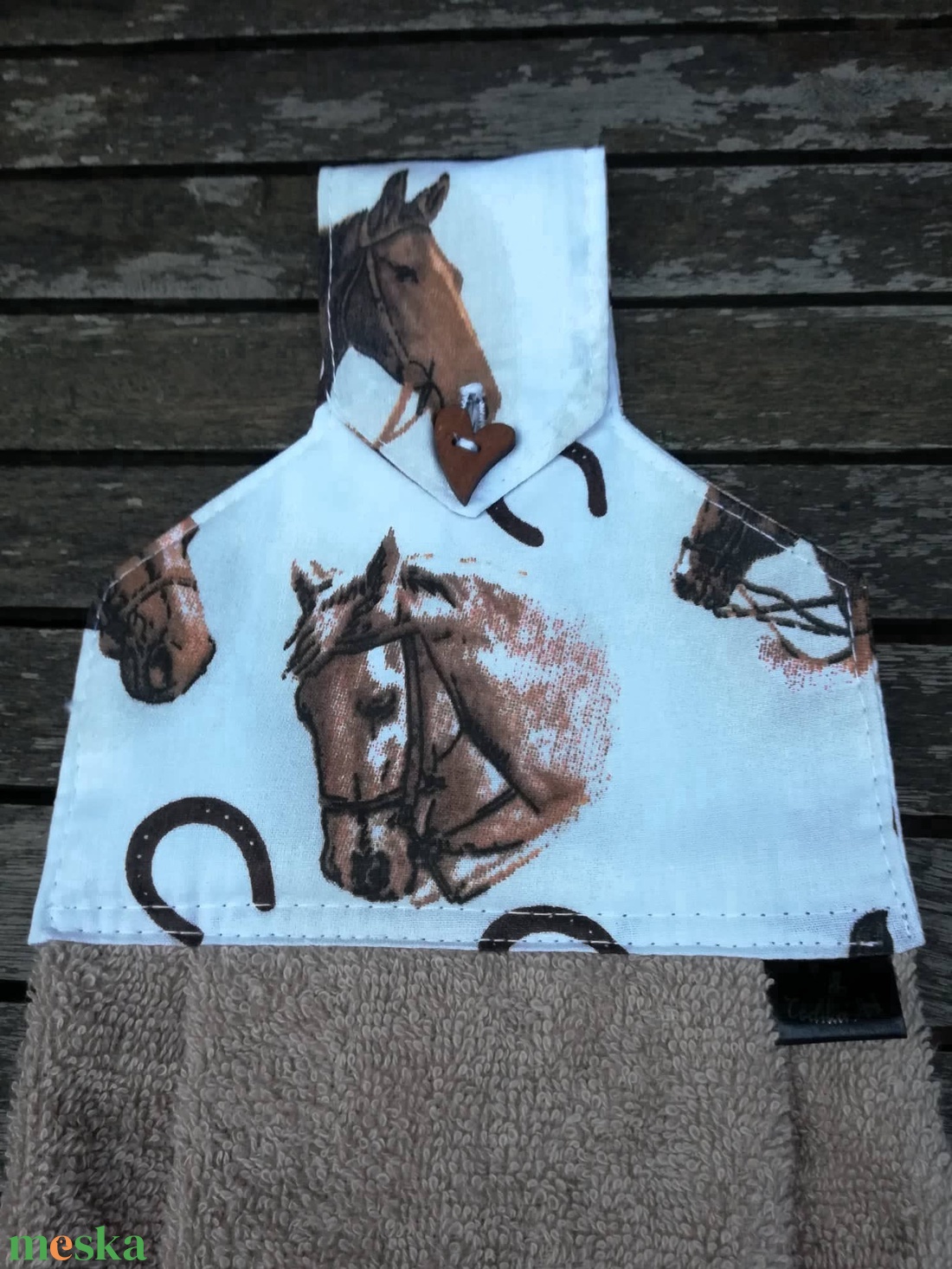 Barna lovak...... konyhai kéztörlő - otthon & életmód - konyhafelszerelés, tálalás - konyhai textil - konyharuha & törlőkendő - Meska.hu Barna lovak...... konyhai kéztörlő - otthon & életmód - konyhafelszerelés, tálalás - konyhai textil - konyharuha & törlőkendő - Meska.hu