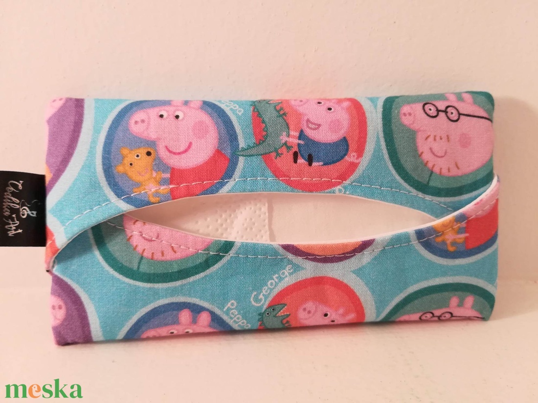 Papírzsepi tartó, Peppa malac - táska & tok - pénztárca & más tok - zsebkendőtartó tok - Meska.hu Papírzsepi tartó, Peppa malac - táska & tok - pénztárca & más tok - zsebkendőtartó tok - Meska.hu