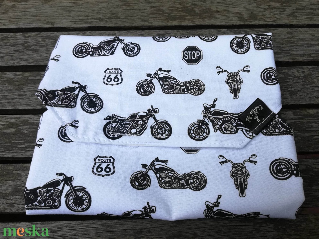 Ujraszalvéta, szelíd motorosok....... - táska & tok - uzsonna- & ebéd tartó - szendvics csomagoló - Meska.hu Ujraszalvéta, szelíd motorosok....... - táska & tok - uzsonna- & ebéd tartó - szendvics csomagoló - Meska.hu
