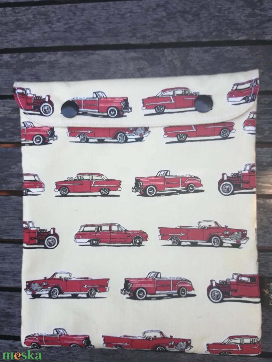 Snackbag , oldtimerek pirosban - táska & tok - uzsonna- & ebéd tartó - szendvics csomagoló - Meska.hu