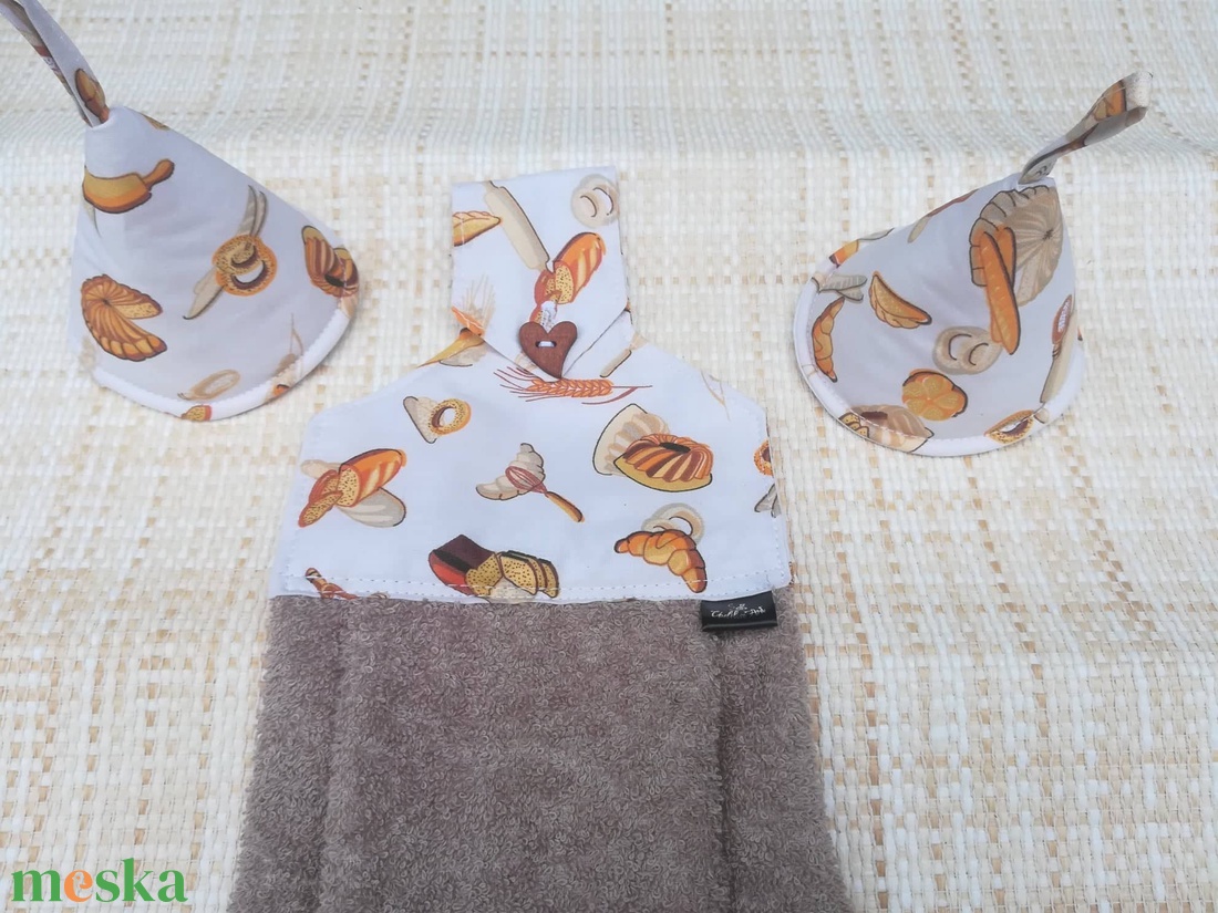 Péksütis konyhai kéztörlő - otthon & életmód - konyhafelszerelés, tálalás - konyhai textil - konyharuha & törlőkendő - Meska.hu Péksütis konyhai kéztörlő - otthon & életmód - konyhafelszerelés, tálalás - konyhai textil - konyharuha & törlőkendő - Meska.hu