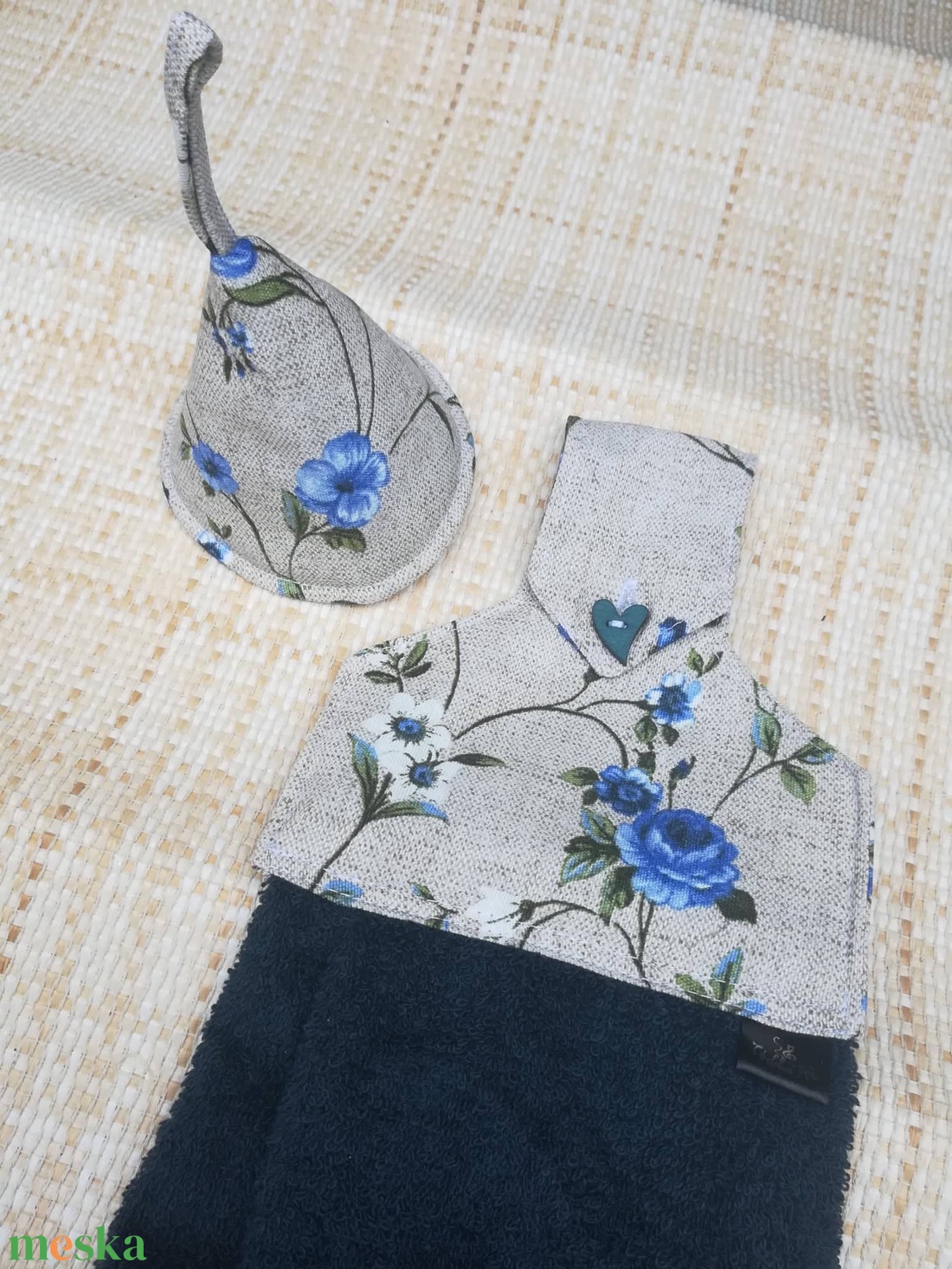 Kék rózsa.....konyhai kéztörlő - otthon & életmód - konyhafelszerelés, tálalás - konyhai textil - konyharuha & törlőkendő - Meska.hu Kék rózsa.....konyhai kéztörlő - otthon & életmód - konyhafelszerelés, tálalás - konyhai textil - konyharuha & törlőkendő - Meska.hu