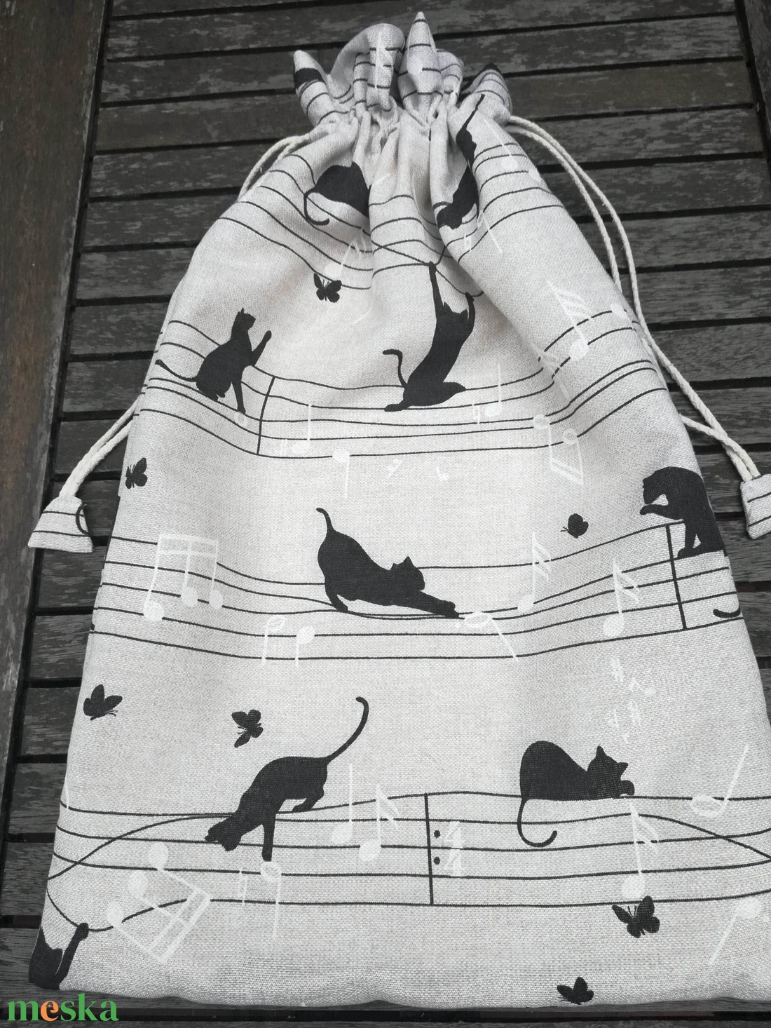 Kenyeres zsák , PUL-lal bélelt, cicák a kottapapíron rosszalkodnak - táska & tok - bevásárlás & shopper táska - kenyeres zsák - Meska.hu