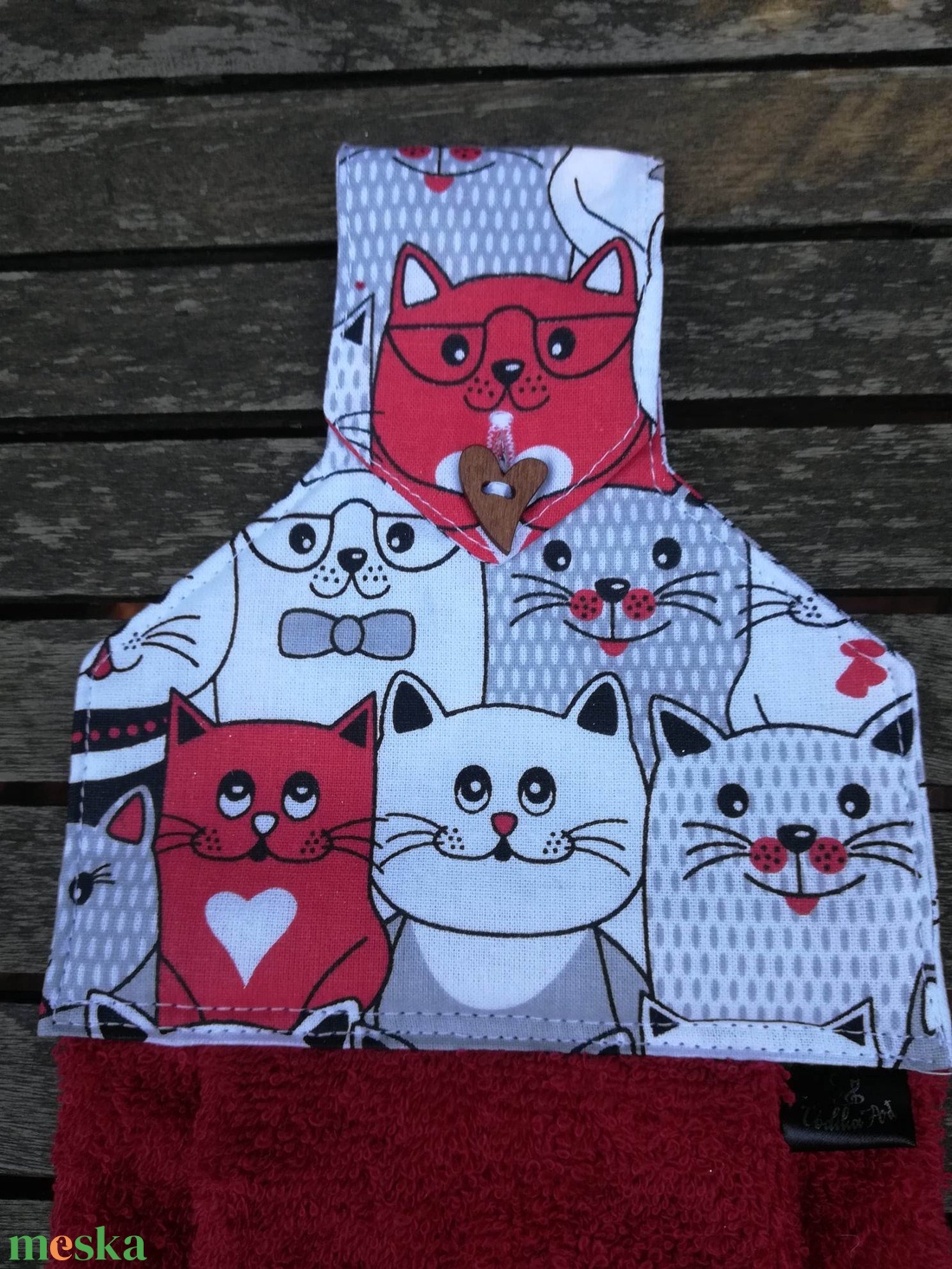 Jó fejek a cicafejek...... konyhai törlő - otthon & életmód - konyhafelszerelés, tálalás - konyhai textil - konyharuha & törlőkendő - Meska.hu Jó fejek a cicafejek...... konyhai törlő - otthon & életmód - konyhafelszerelés, tálalás - konyhai textil - konyharuha & törlőkendő - Meska.hu