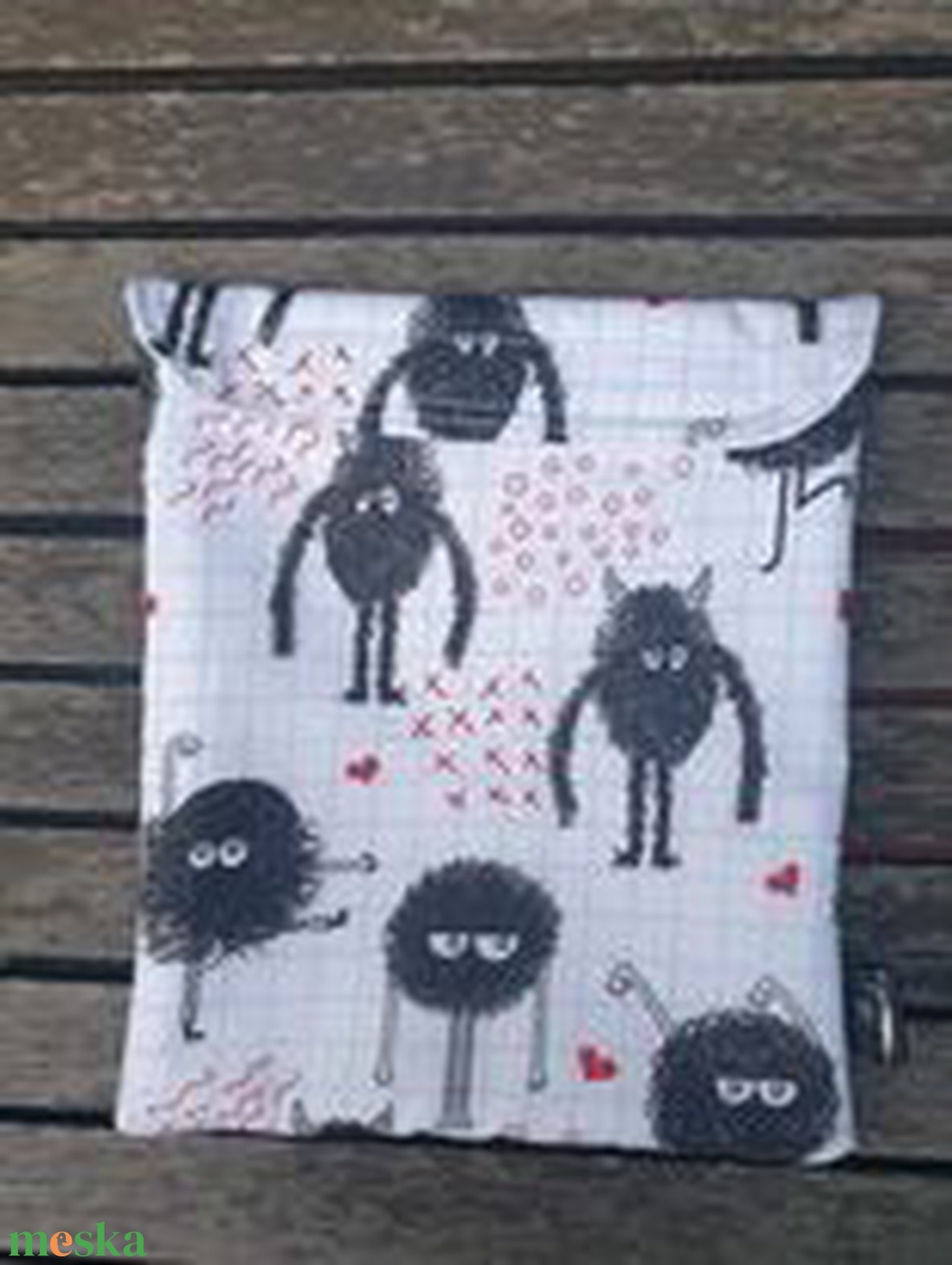 Snackbag , ördögfiókák... - táska & tok - uzsonna- & ebéd tartó - szendvics csomagoló - Meska.hu Snackbag , ördögfiókák... - táska & tok - uzsonna- & ebéd tartó - szendvics csomagoló - Meska.hu