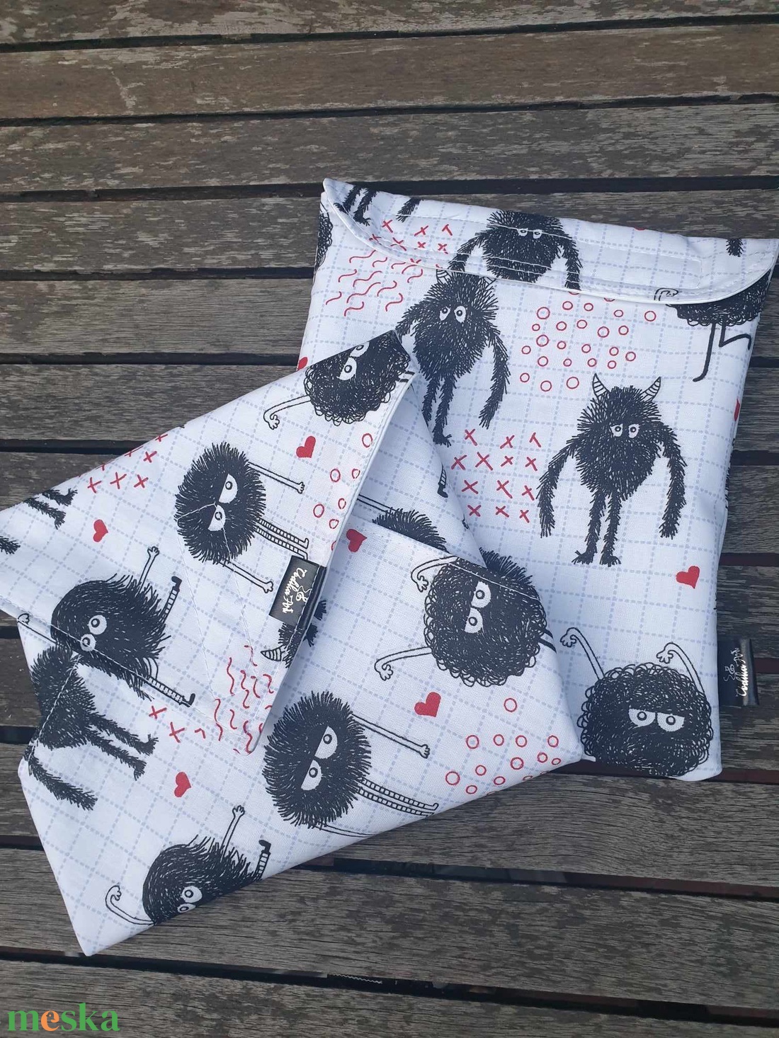 Snackbag , ördögfiókák... - táska & tok - uzsonna- & ebéd tartó - szendvics csomagoló - Meska.hu Snackbag , ördögfiókák... - táska & tok - uzsonna- & ebéd tartó - szendvics csomagoló - Meska.hu