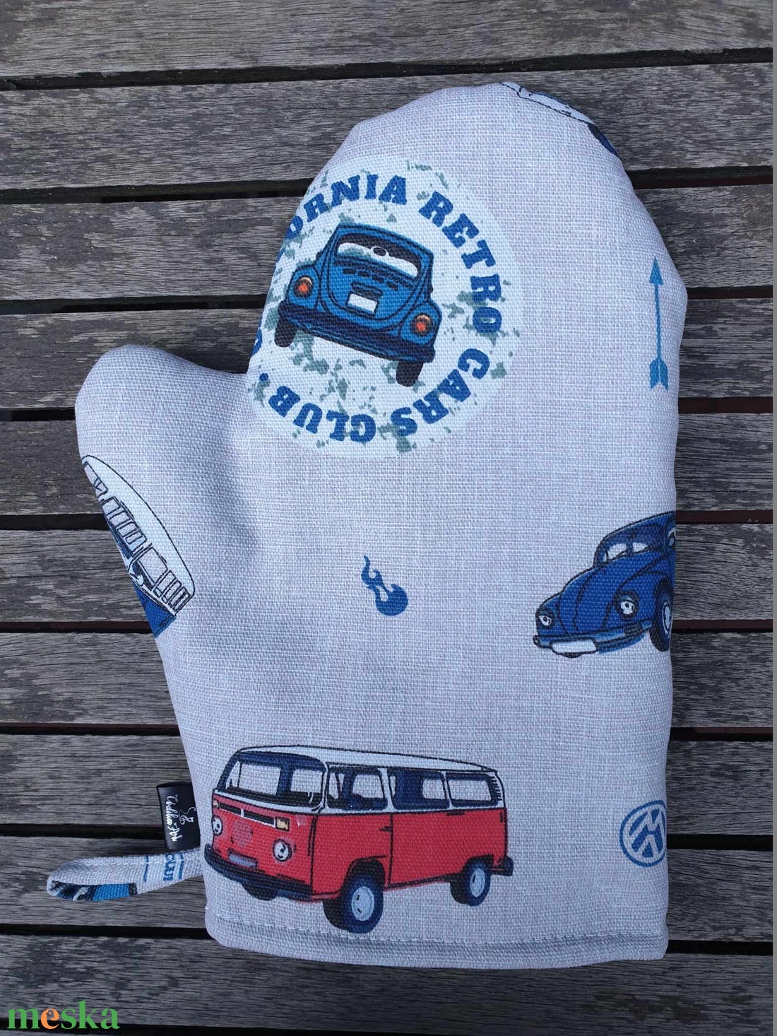 Edényfogó kesztyű VW retro busz - otthon & életmód - konyhafelszerelés, tálalás - konyhai textil - edényfogó & edényfedő - Meska.hu Edényfogó kesztyű VW retro busz - otthon & életmód - konyhafelszerelés, tálalás - konyhai textil - edényfogó & edényfedő - Meska.hu