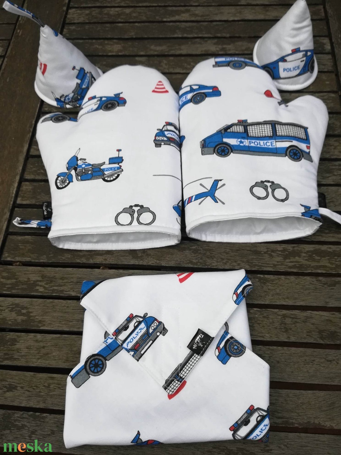 Kötény, rendőrös - otthon & életmód - konyhafelszerelés, tálalás - konyhai textil - kötény - Meska.hu