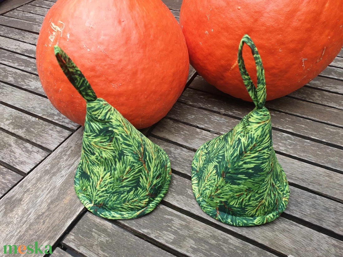 Manósapka, fülfogó, tűlevelek - otthon & életmód - konyhafelszerelés, tálalás - konyhai textil - edényfogó & edényfedő - Meska.hu