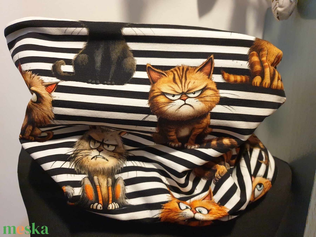 Mérges cicapofik........ csősál, kámzsa - ruha & divat - sál, sapka, kendő - sál - Meska.hu