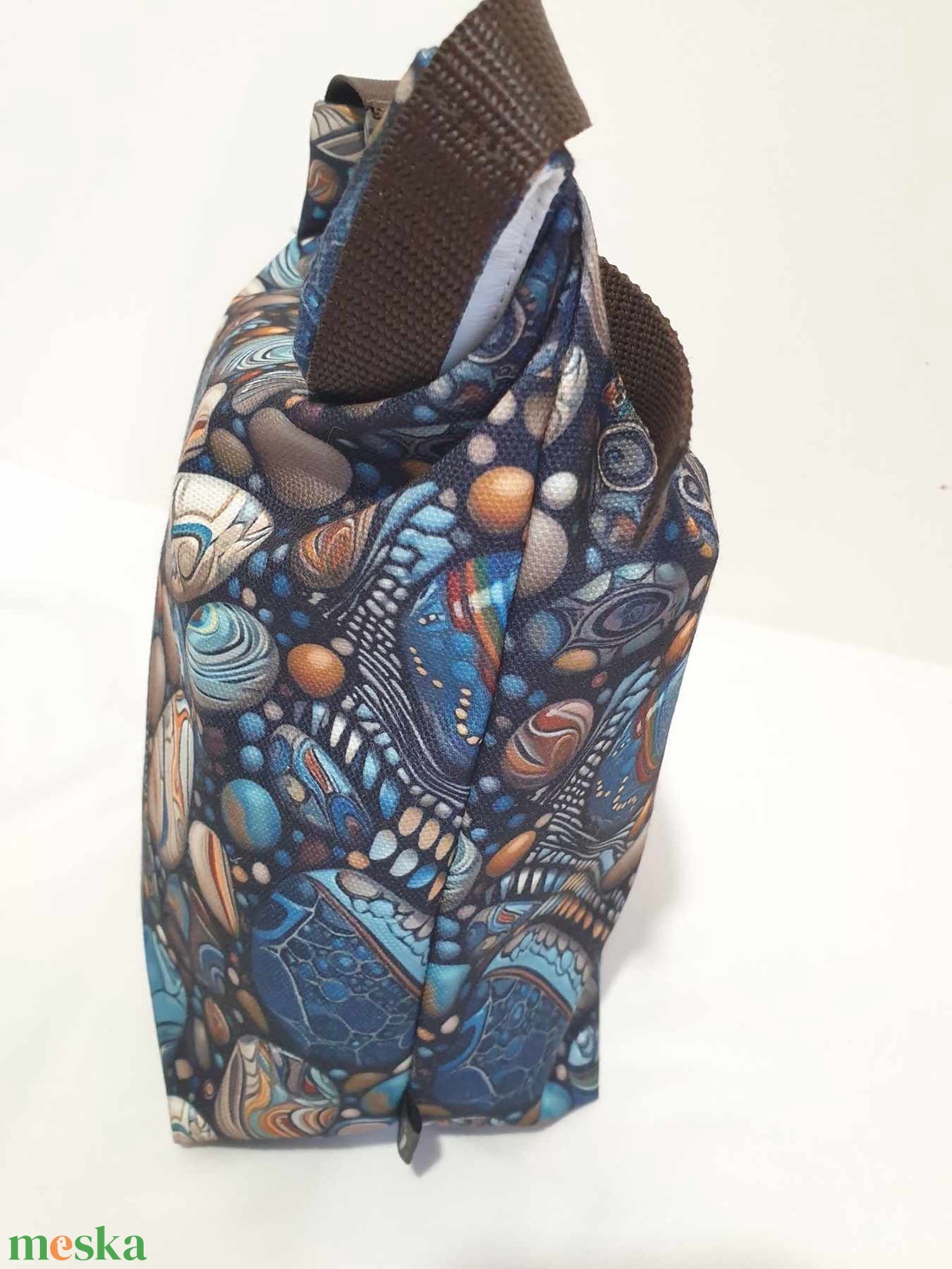 Uzsonnás táska,  különleges  kék kövek,  vízlepergető anyagból - táska & tok - uzsonna- & ebéd tartó - ebéd tasak, doboz - Meska.hu