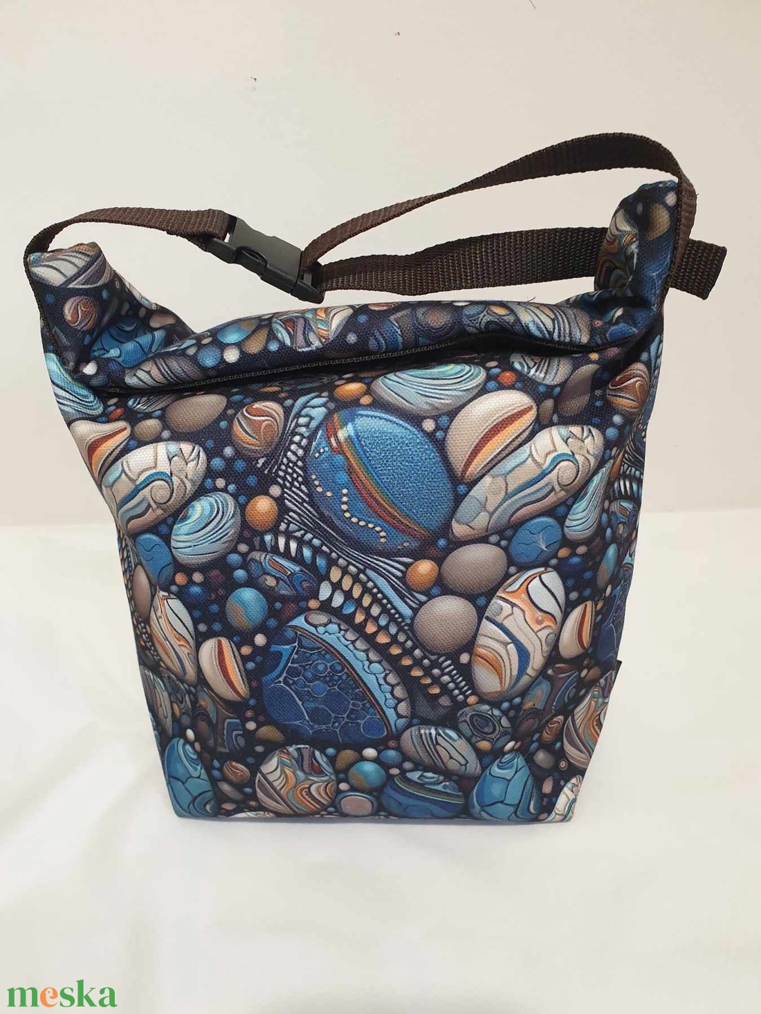 Uzsonnás táska,  különleges  kék kövek,  vízlepergető anyagból - táska & tok - uzsonna- & ebéd tartó - ebéd tasak, doboz - Meska.hu