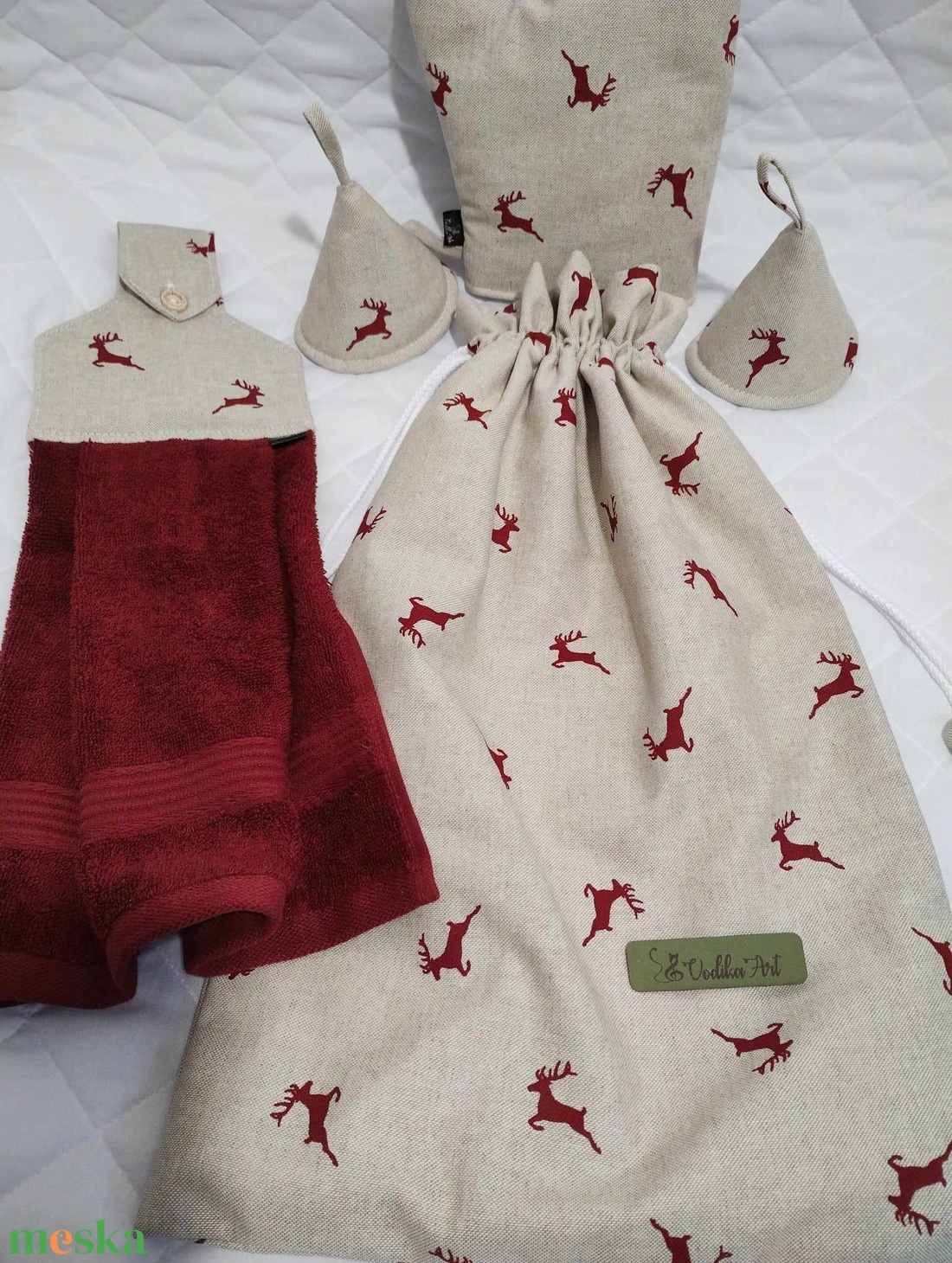 Kenyeres zsák , PUL-lal bélelt, bordó rénszarvasok - táska & tok - bevásárlás & shopper táska - kenyeres zsák - Meska.hu Kenyeres zsák , PUL-lal bélelt, bordó rénszarvasok - táska & tok - bevásárlás & shopper táska - kenyeres zsák - Meska.hu