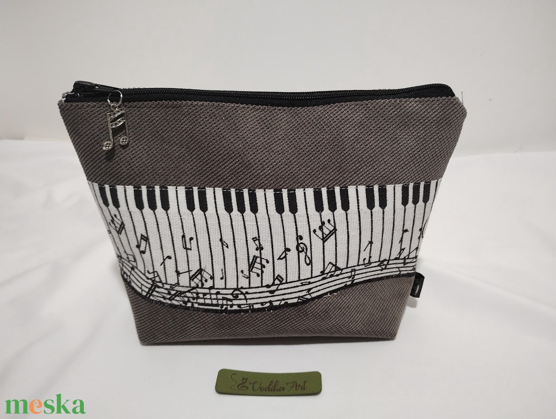 Ze-neszesszer, zenés ajándék, zongora billentyűk - könyv & zene - hangszer & hangszertok - Meska.hu