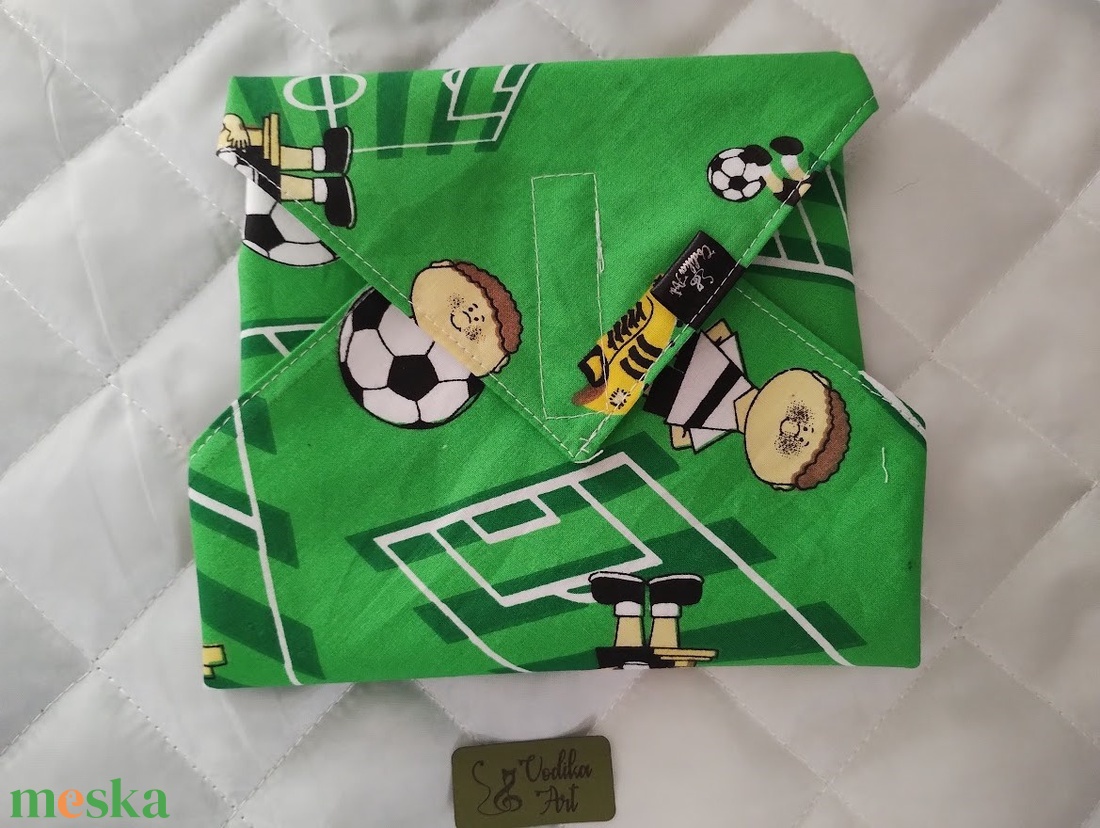 Snackbag, foci, zöld-fehér - táska & tok - uzsonna- & ebéd tartó - szendvics csomagoló - Meska.hu Snackbag, foci, zöld-fehér - táska & tok - uzsonna- & ebéd tartó - szendvics csomagoló - Meska.hu
