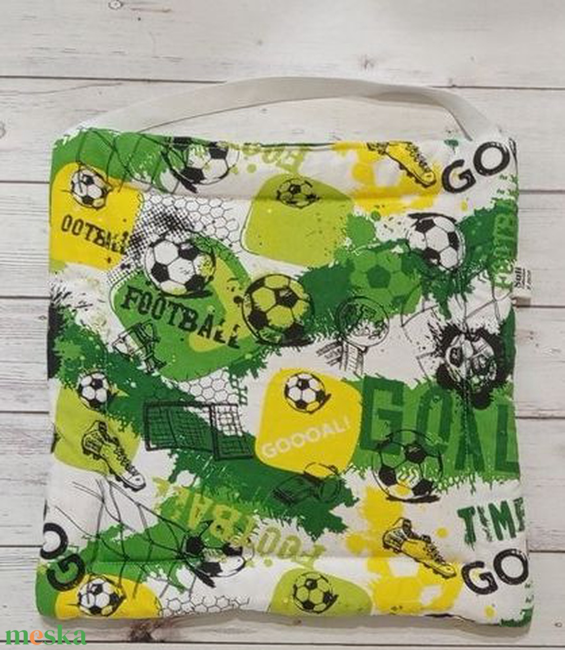 Székpárna gumival, zöld-fehér football. - otthon & életmód - lakástextil - székpárna, huzat - Meska.hu
