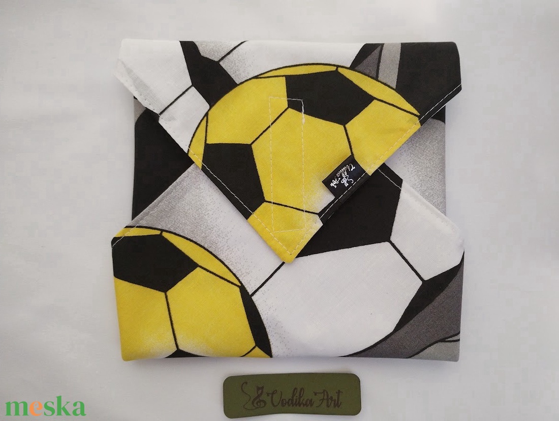 Újraszalvéta football labdák - táska & tok - uzsonna- & ebéd tartó - szendvics csomagoló - Meska.hu Újraszalvéta football labdák - táska & tok - uzsonna- & ebéd tartó - szendvics csomagoló - Meska.hu