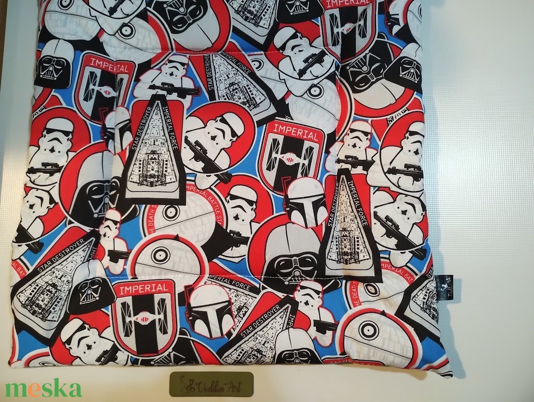 Székpárna csúszásgátlóval, Star Wars mintás - otthon & életmód - lakástextil - székpárna, huzat - Meska.hu Székpárna csúszásgátlóval, Star Wars mintás - otthon & életmód - lakástextil - székpárna, huzat - Meska.hu