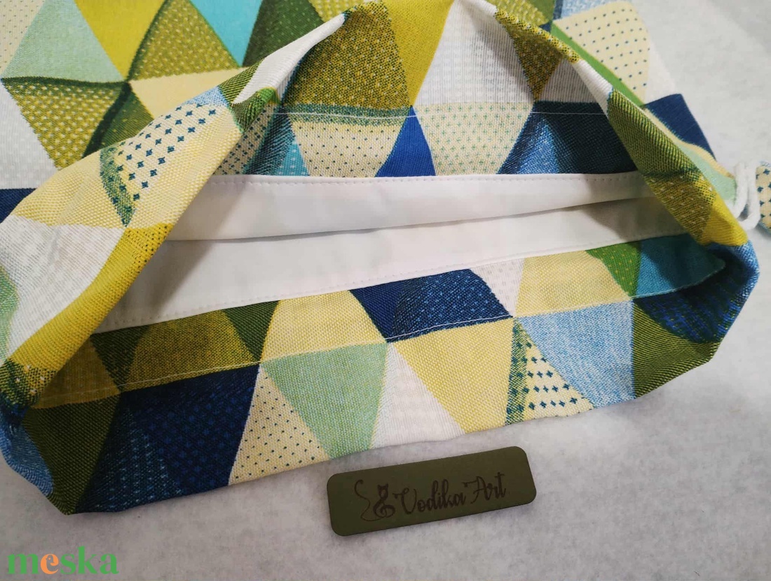 Kenyeres zsák PUL béléssel, geometria sárgában és zöldben... - táska & tok - bevásárlás & shopper táska - kenyeres zsák - Meska.hu