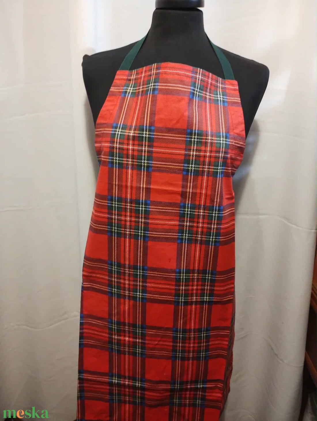 Kötény, piros skót kockás - otthon & életmód - konyhafelszerelés, tálalás - konyhai textil - kötény - Meska.hu