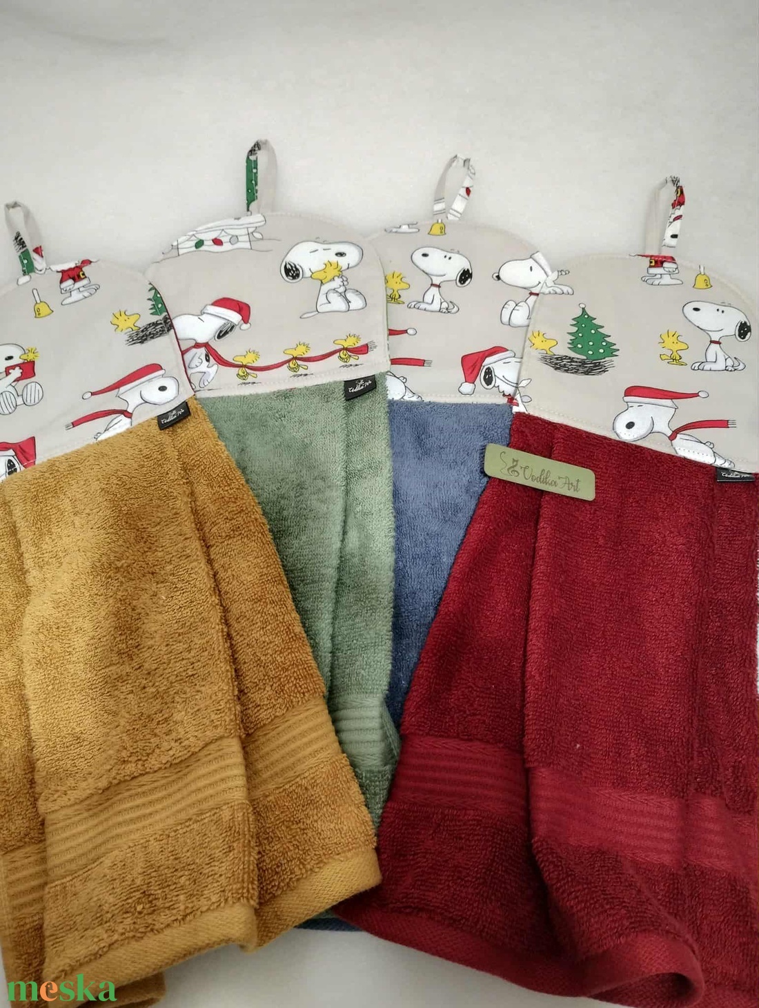 Baba törölköző, ovis törölköző, Snoopy és sok kicsi woodstock - otthon & életmód - fürdőszoba - törölköző - Meska.hu