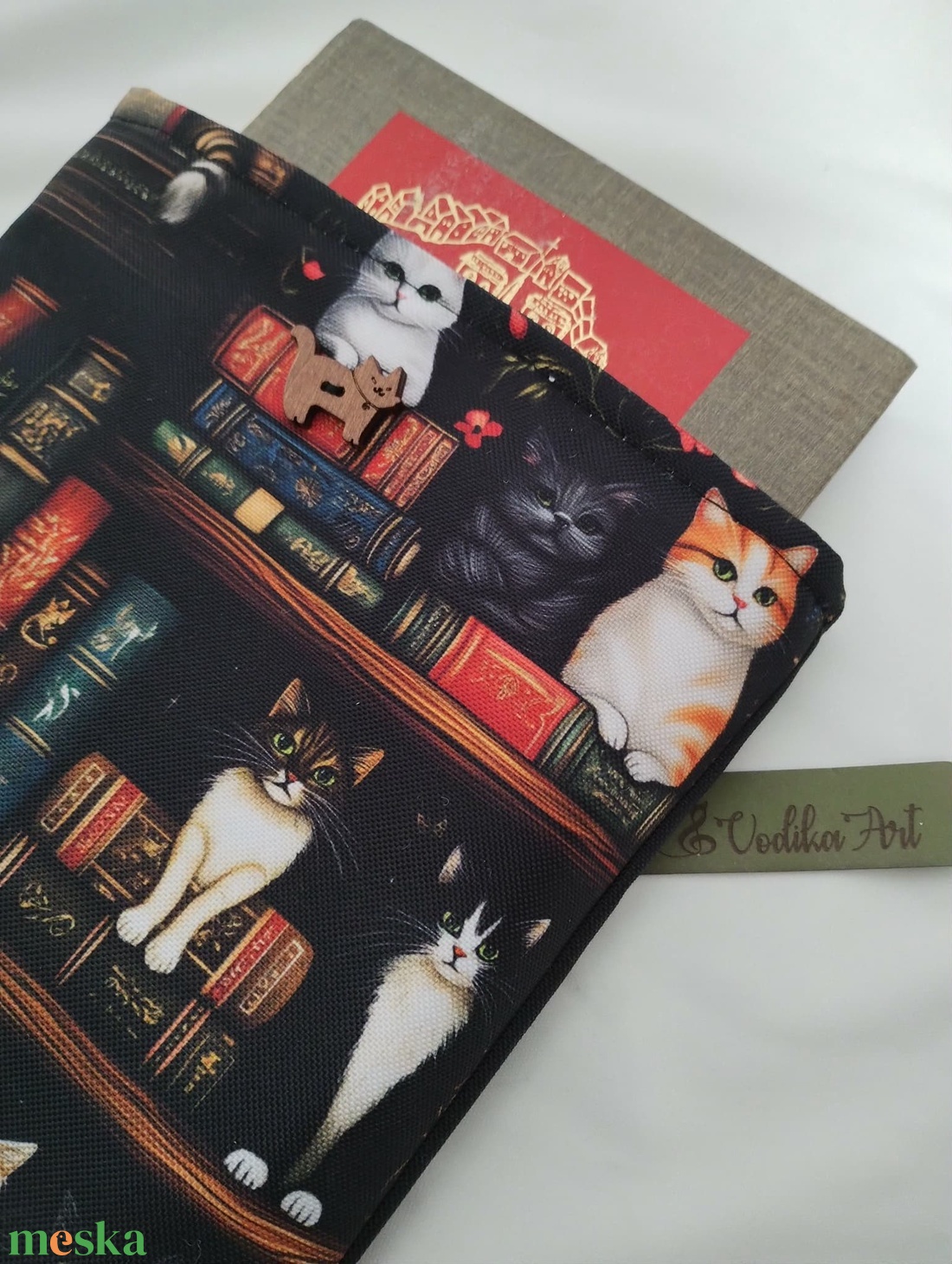 Könyvtok vízlepergető anyagból, cicák a könyvespolcon... - könyv & zene - könyvtok - Meska.hu