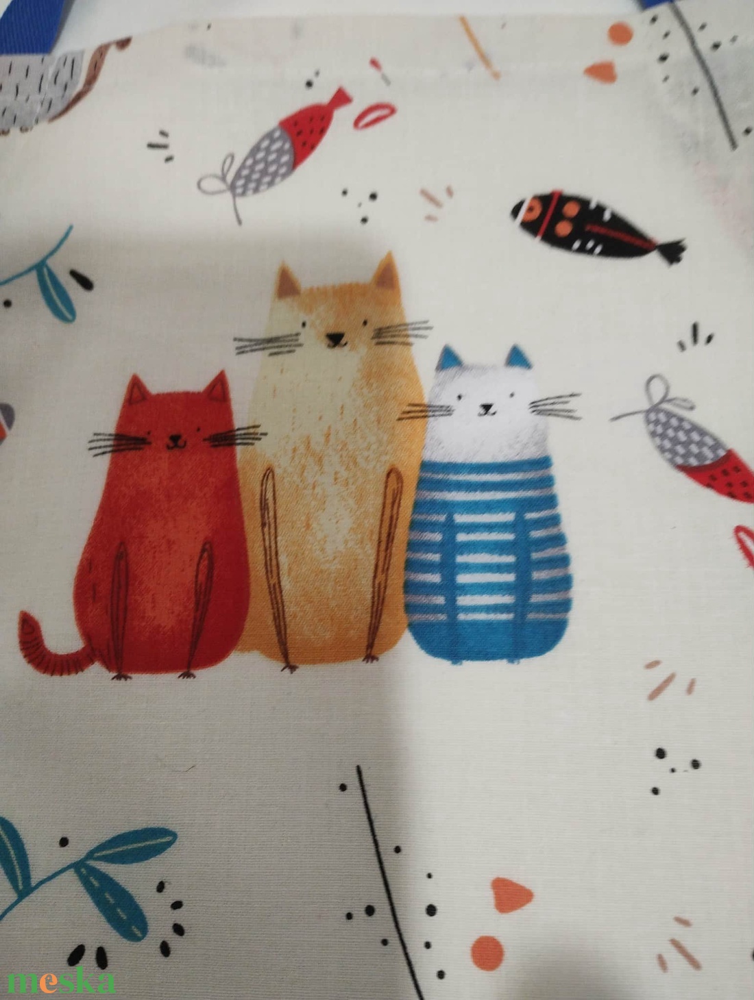 Színes cicusok, gyerek kötény 3-6 évesre - otthon & életmód - konyhafelszerelés, tálalás - konyhai textil - kötény - Meska.hu