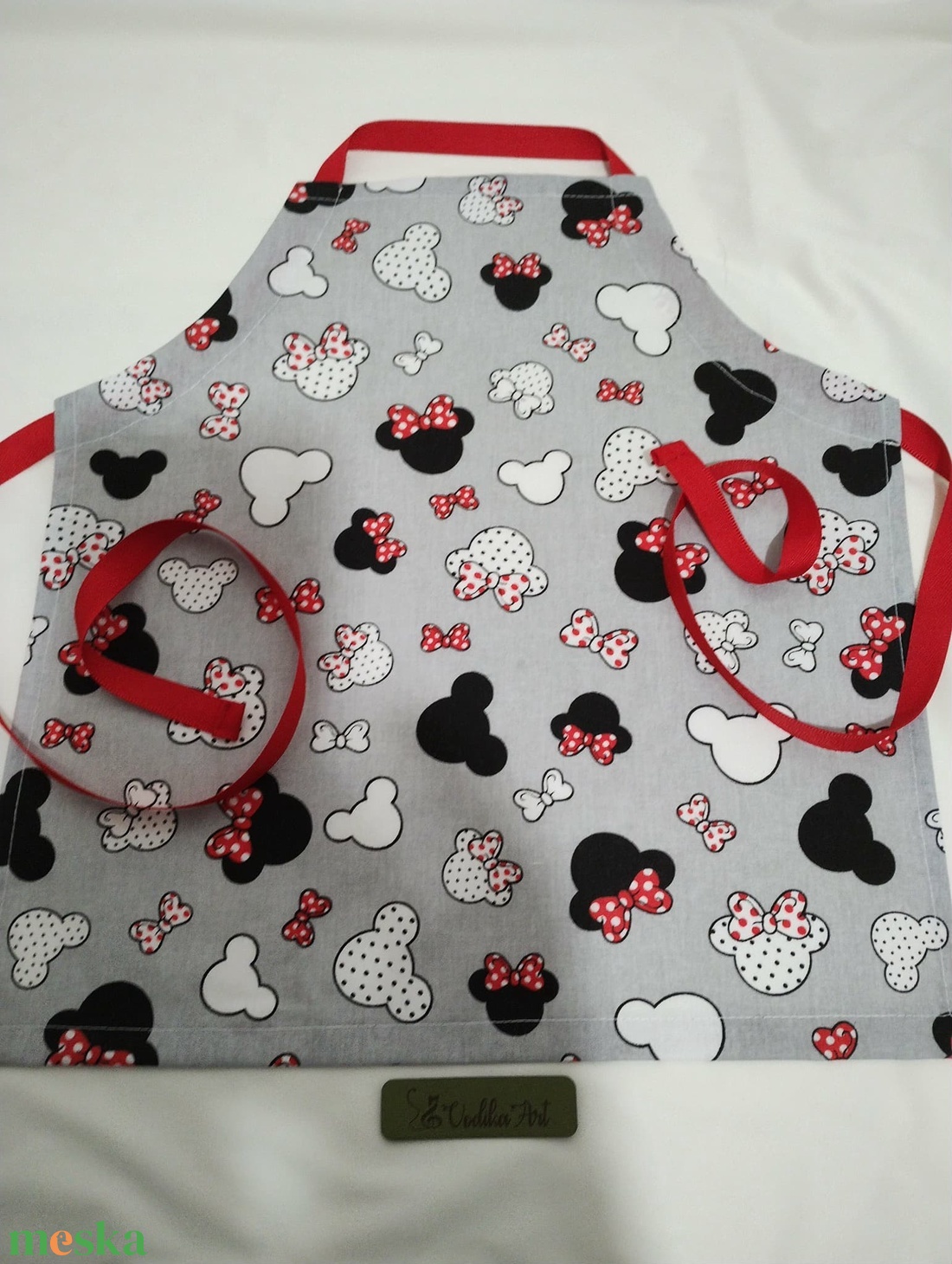 Gyerek kötény 3-6 évesre, Minnie egérkefej - otthon & életmód - konyhafelszerelés, tálalás - konyhai textil - kötény - Meska.hu