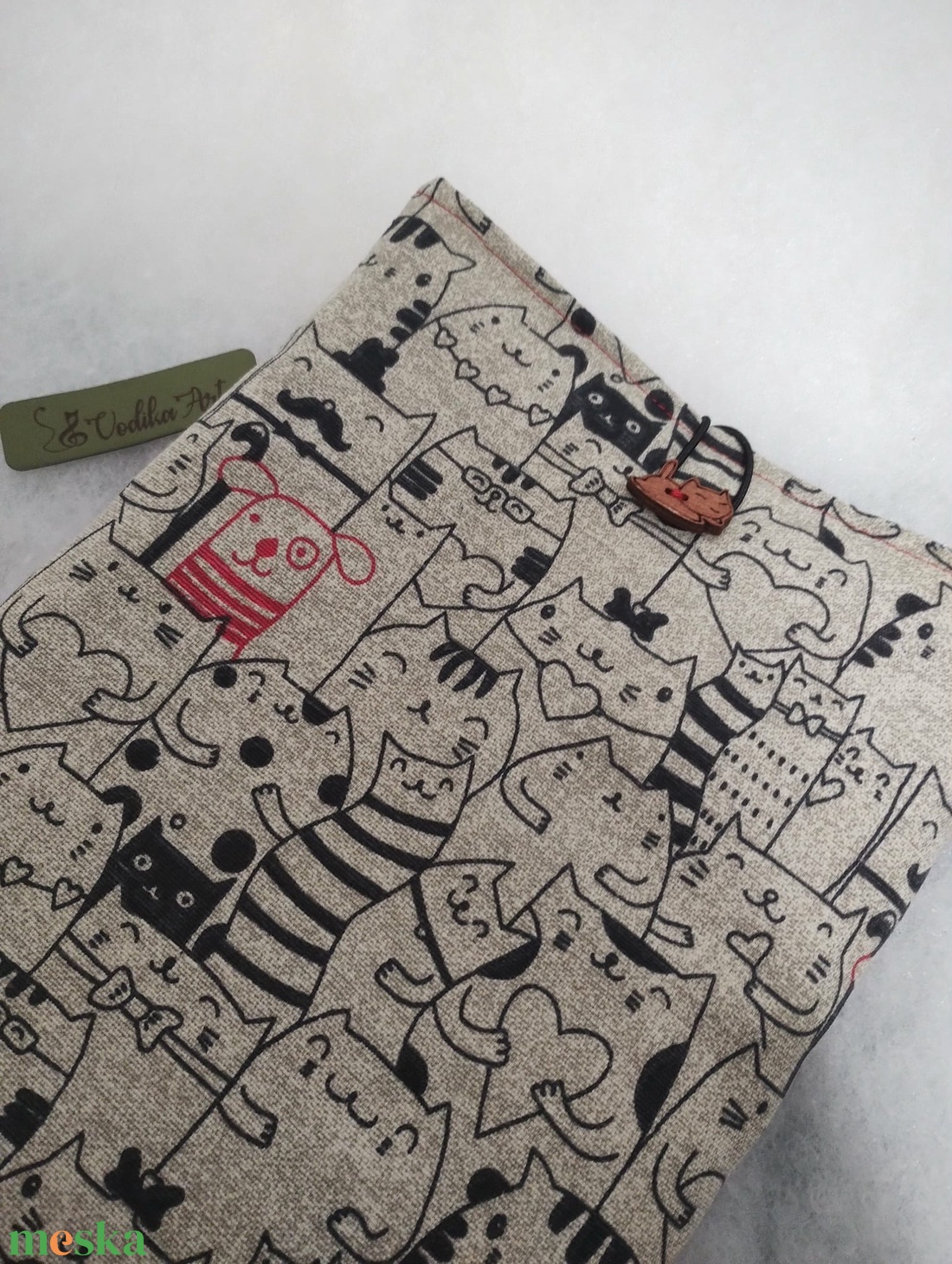 Cicák, cicák, cicák és egy kutya, könyvtok - könyv & zene - könyvtok - Meska.hu